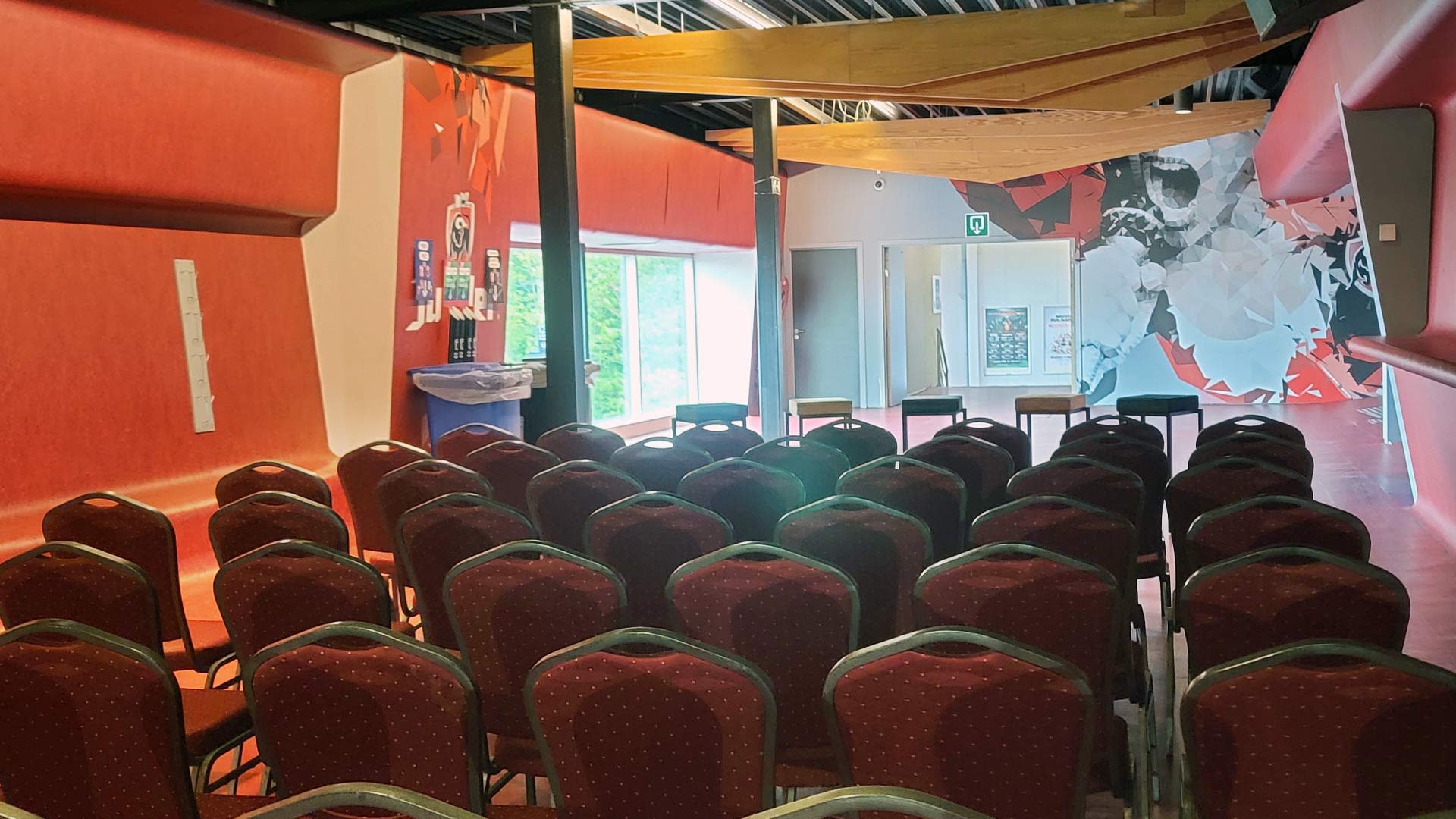 Vorst Nationaal - Red Lounge