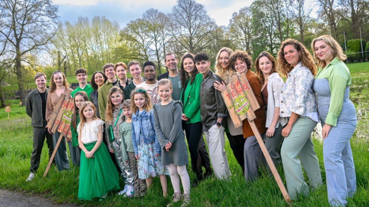 De cast van Shrek de Musical werd op 10 april 2024 voorgesteld.