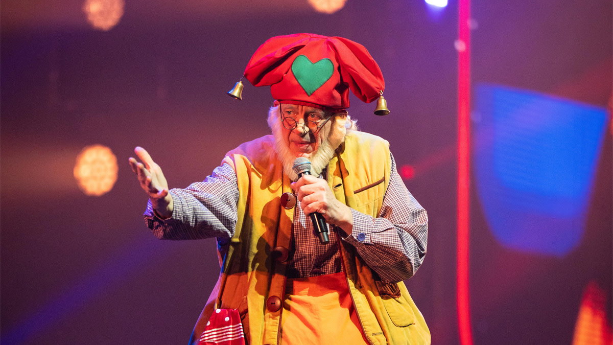 Kabouter Plop in zijn gele plunje en rode kaboutermuts is opnieuw een van de gasten op de Studio 100 SingALong.