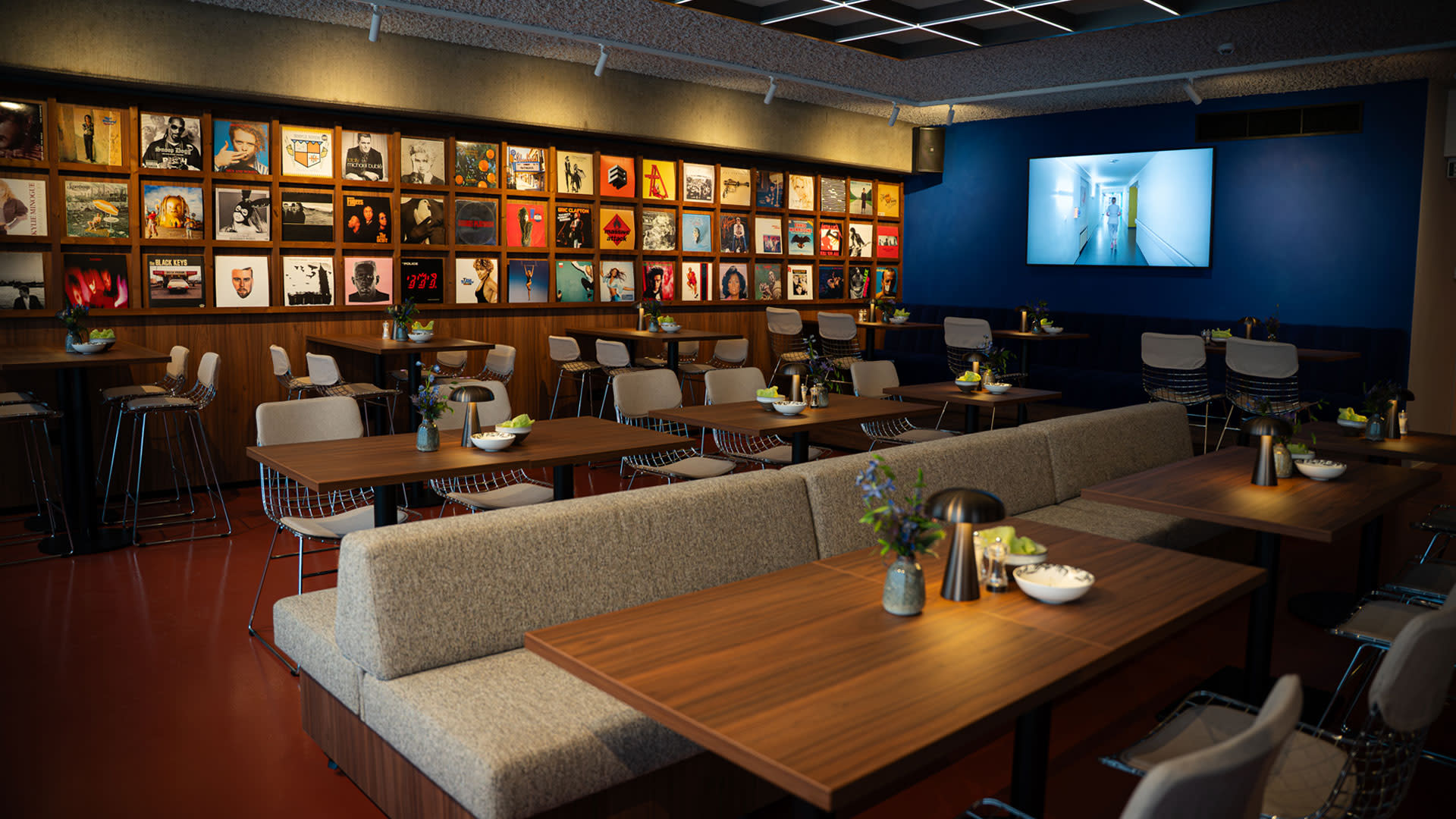 The AFAS Lounge is located in the AFAS Dome.