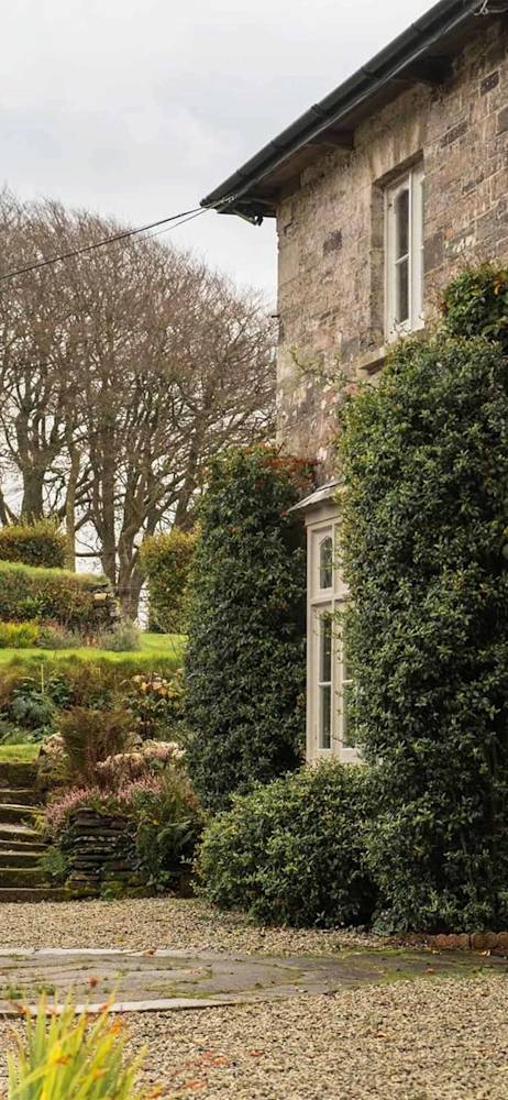 cornwall-inspo-coombeshead-farm-dining-1-sambarclay1