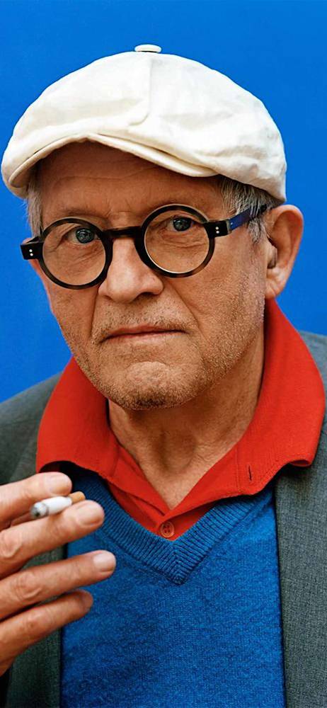 hockney-holding-alisdair-mclellan