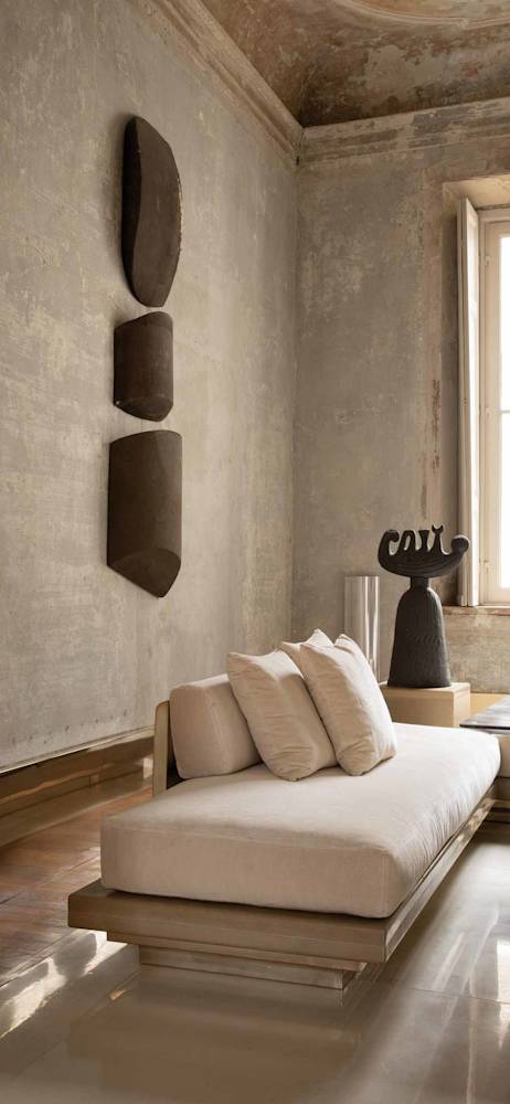 raw-interiors-holding-christian-moller-andersen