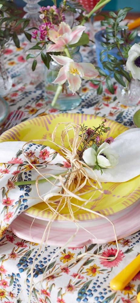 spring-table-holding-olive-co