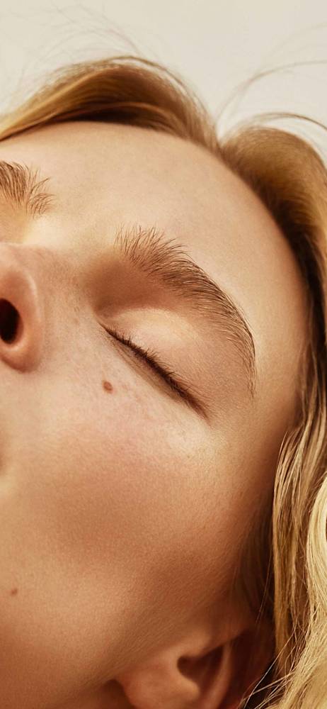 beauty-boosters-holding-ruo-bing-li
