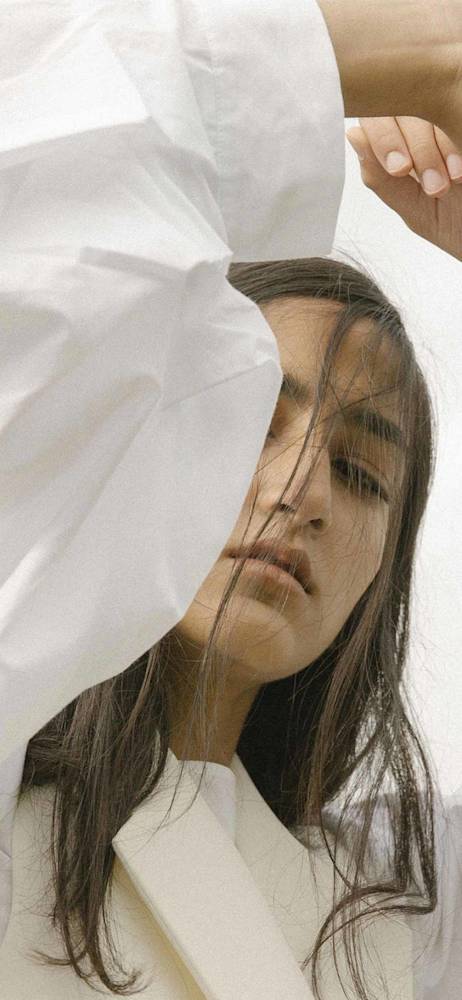 forever-pieces-holding-shii-collective