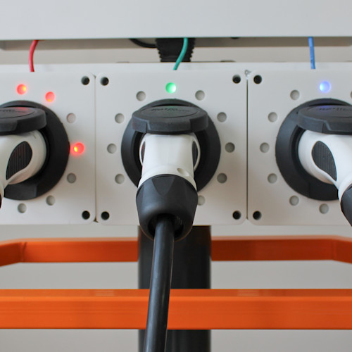 Transparant Charging Station 2