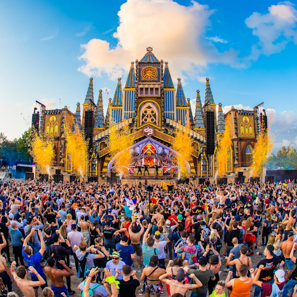 190818 2029 DB19 Richard LR 6670