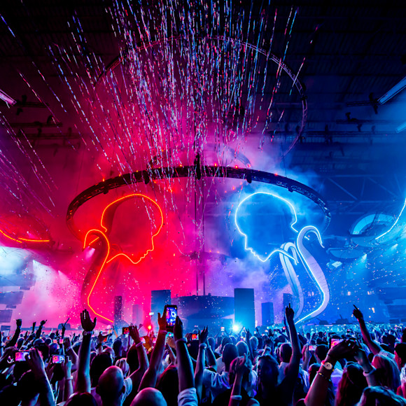 2016 - Angels & Demons