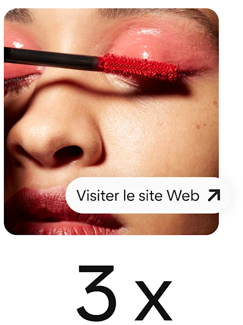 Une Épingle montrant une femme qui met du mascara rouge, accompagnée d’un bouton bien visible visant à générer du trafic sur le site Web de la marque.