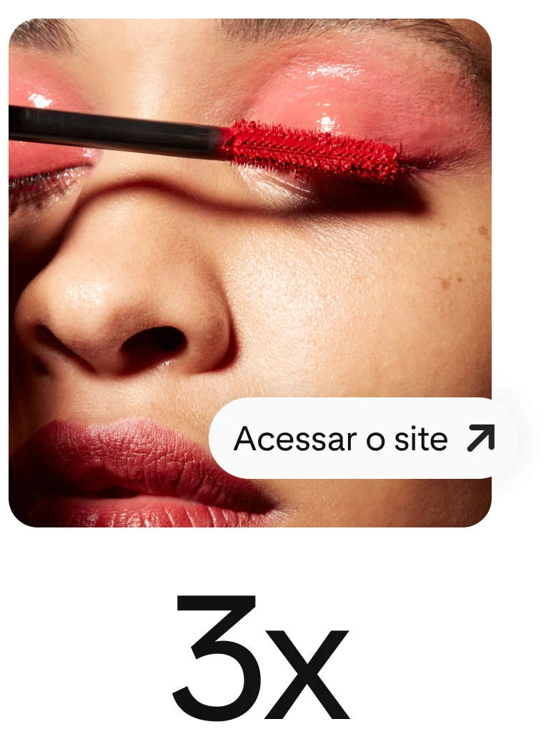 Pin mostra mulher aplicando rímel vermelho com um botão em destaque para gerar visitas ao site. 