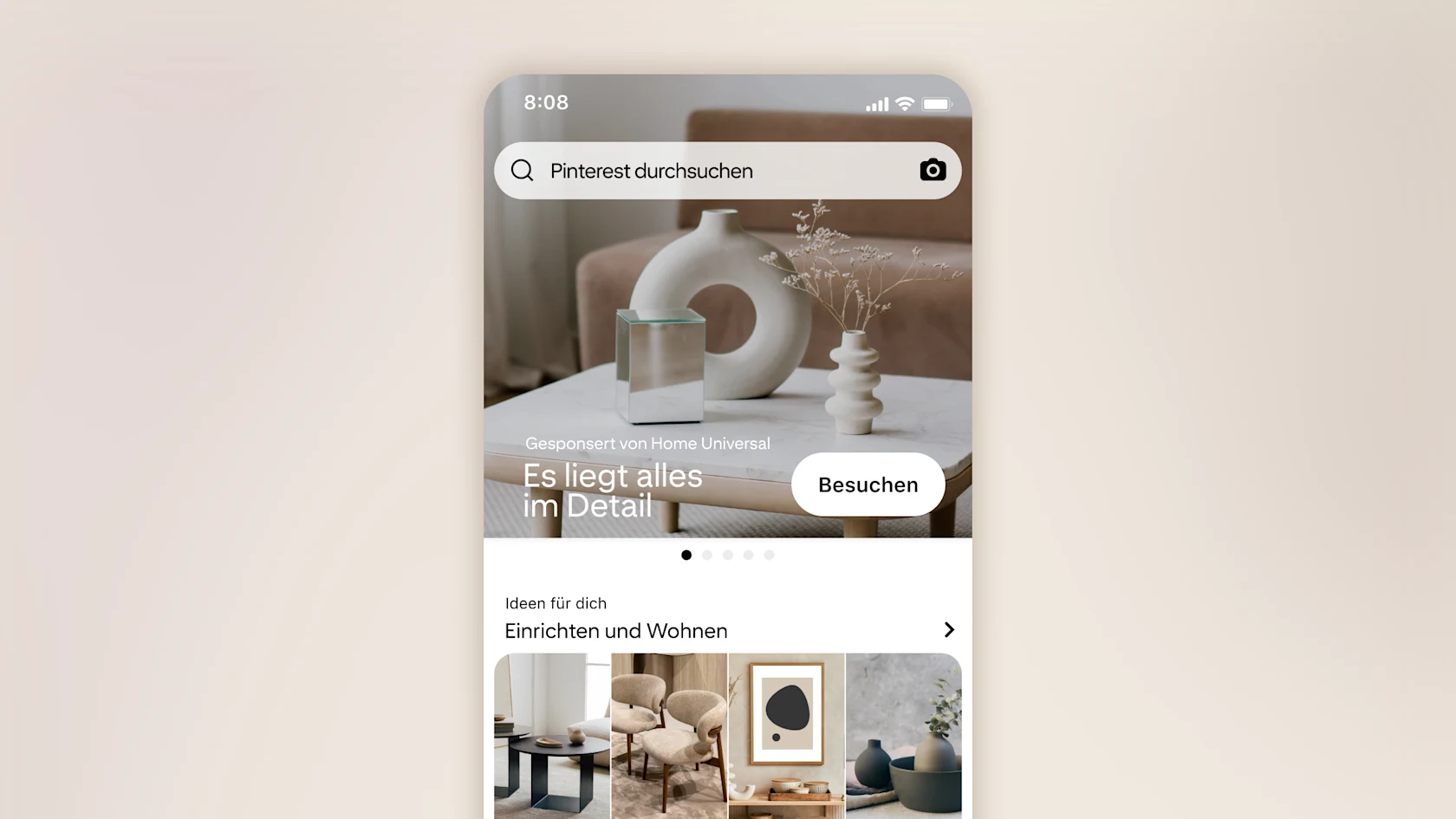 Mockup-Anzeige für „Einrichten und Wohnen“ auf Pinterest mit Vasen auf einem Tisch