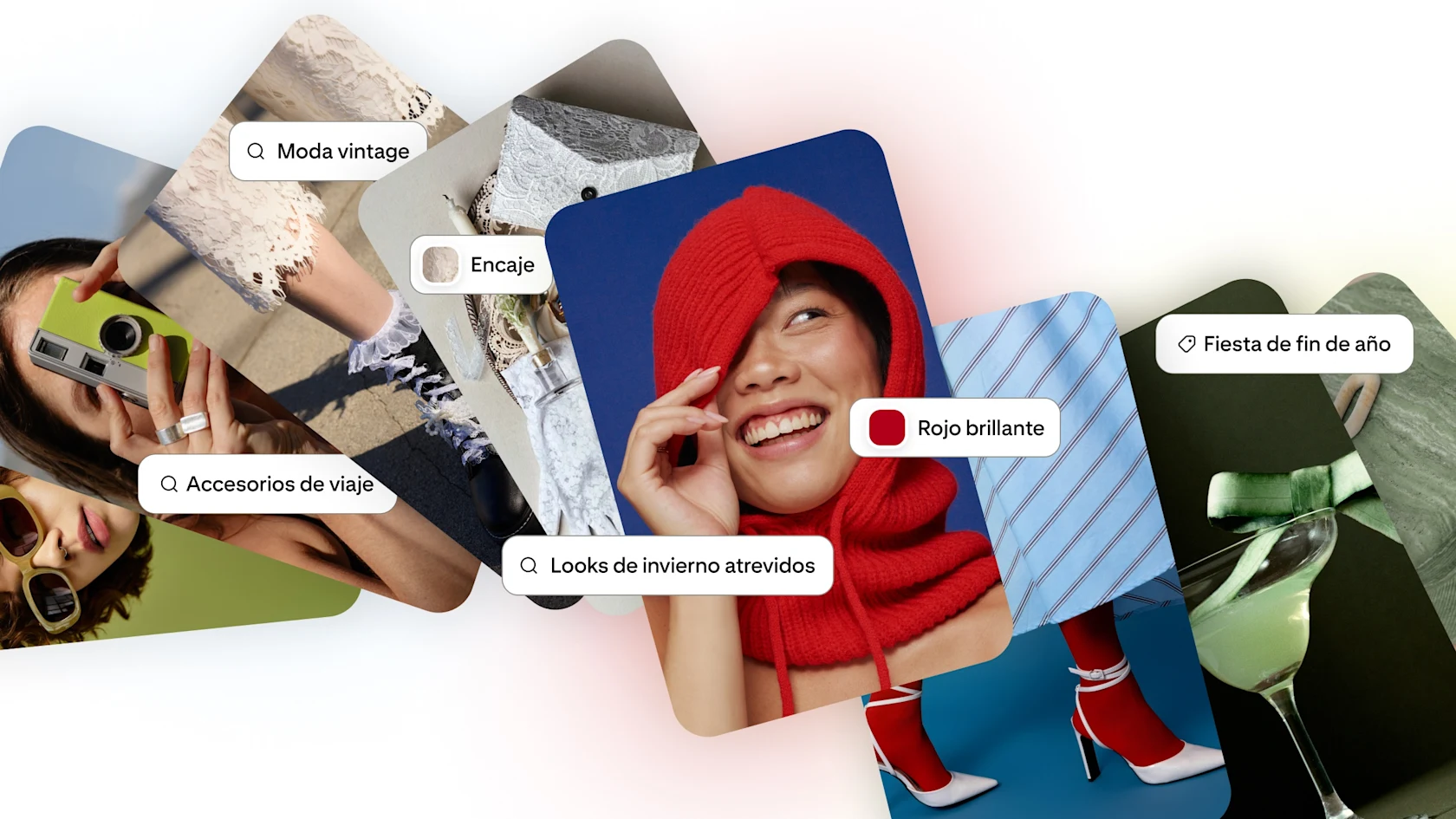 Collage de inspiración de moda de Pinterest con encaje vintage, accesorios de viaje, una capucha y bufanda tejidas de color rojo brillante, un atuendo a rayas azules, zapatos rojos y un cóctel verde para una fiesta durante la temporada de fiestas.