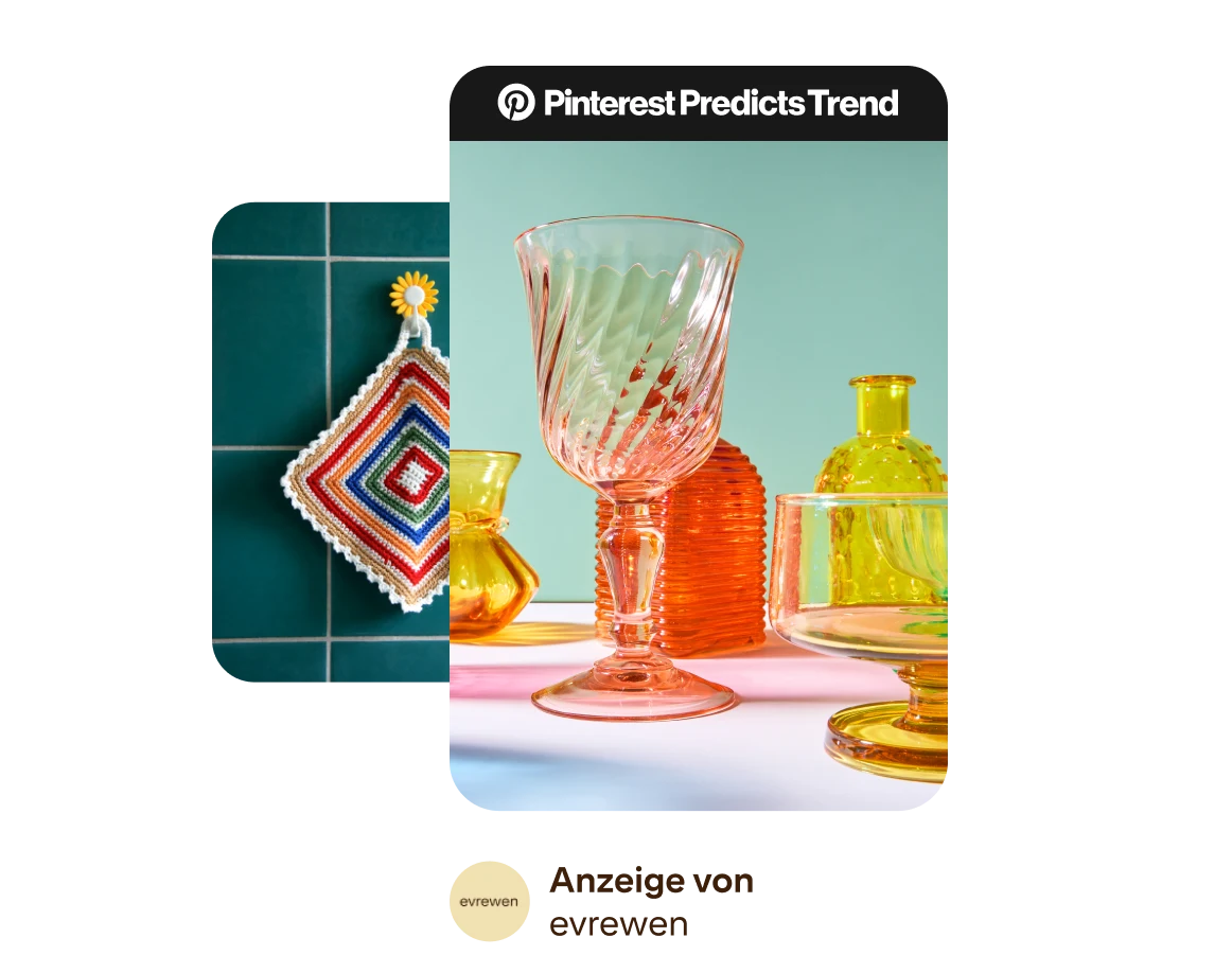 Pin-förmige Anzeige, die farbige Glaswaren zeigt. Am oberen Rand prangt das „Pinterest Predicts Trend“-Badge. Dahinter ist ein Pin-förmiges Bild zu sehen, das einen gehäkelten Topflappen vor grünen Kacheln zeigt.