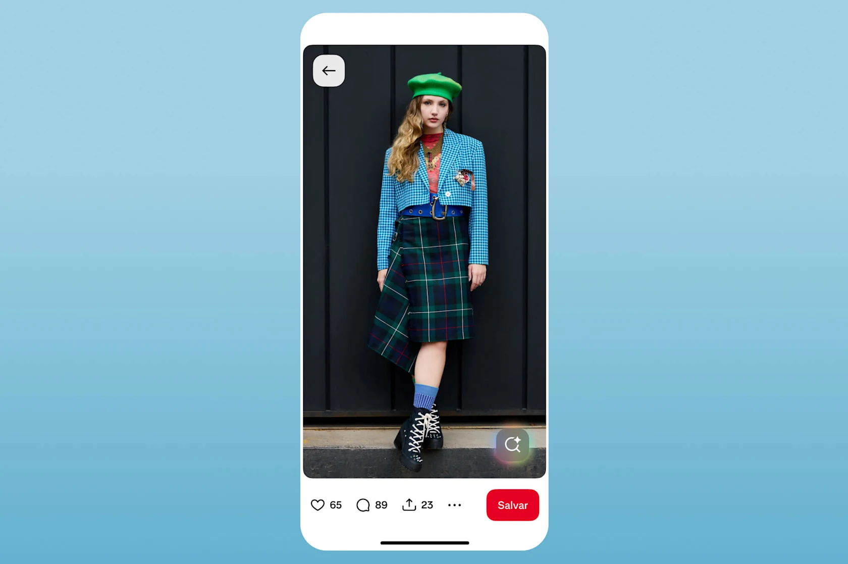 Um Pin mostra uma mulher usando um look eclético com uma saia de lã xadrez.