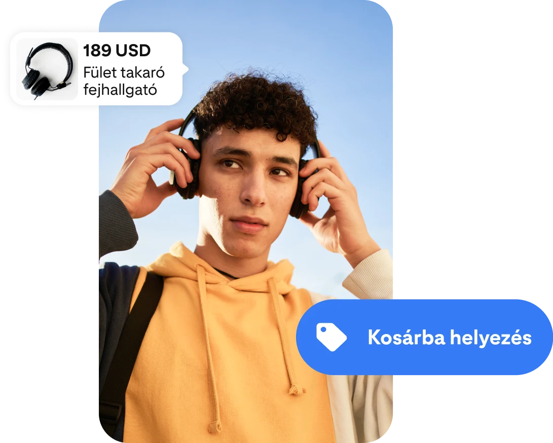 Egy fotó, amelyen egy fiatalember fejhallgatót használ, két oldalról egy vezeték nélküli fejhallgató hirdetésével és egy „Kosárba helyezés” gombbal keretezve