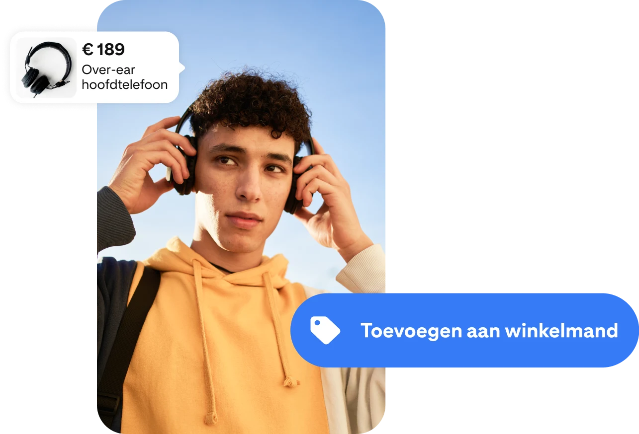 Een foto van een jonge man met een koptelefoon op, met aan de ene kant een advertentie voor een draadloze koptelefoon en aan de andere kant een knop 'Toevoegen aan winkelmand'