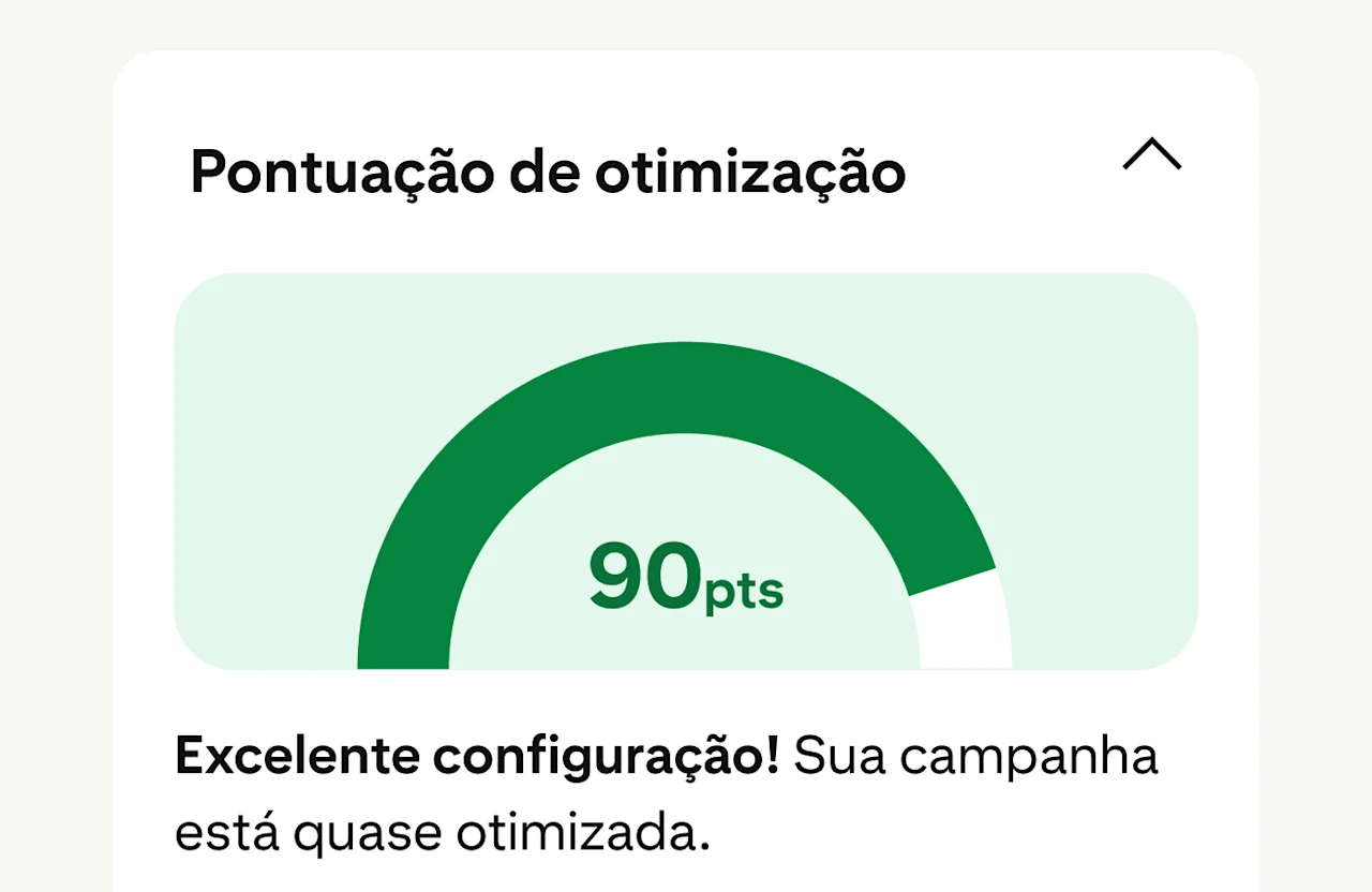 A pontuação de otimização da campanha, conforme exibida no Gerenciador de Anúncios do Pinterest, é de 90 pontos, o que indica uma ótima configuração.