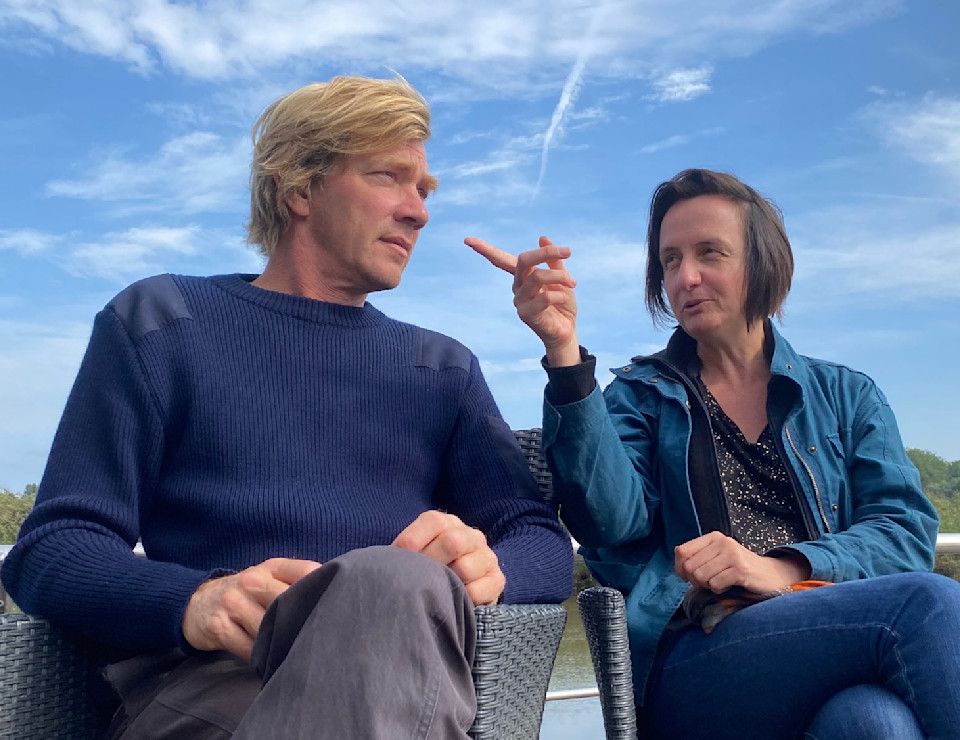 Jan Ducheyne et Laurence Vielle
— Le dernier train