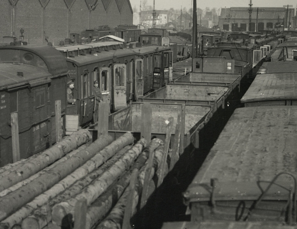 1914 - 1918
— Trains et espionnage