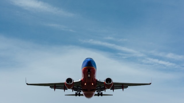 How and Where to Find Cheap Flights to Europe