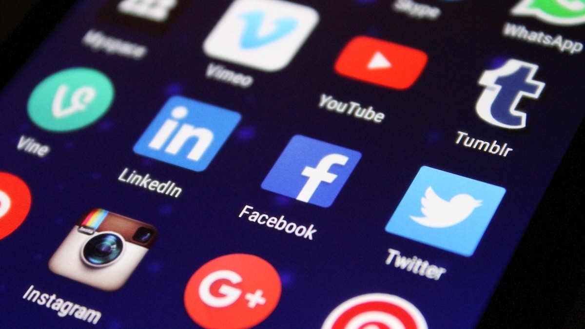 The network effect: How intelligent applications will disrupt B2B