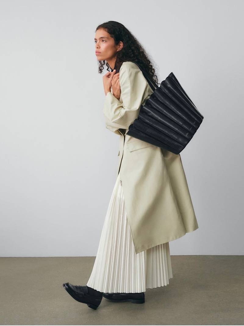 Oversize Shell Bag.