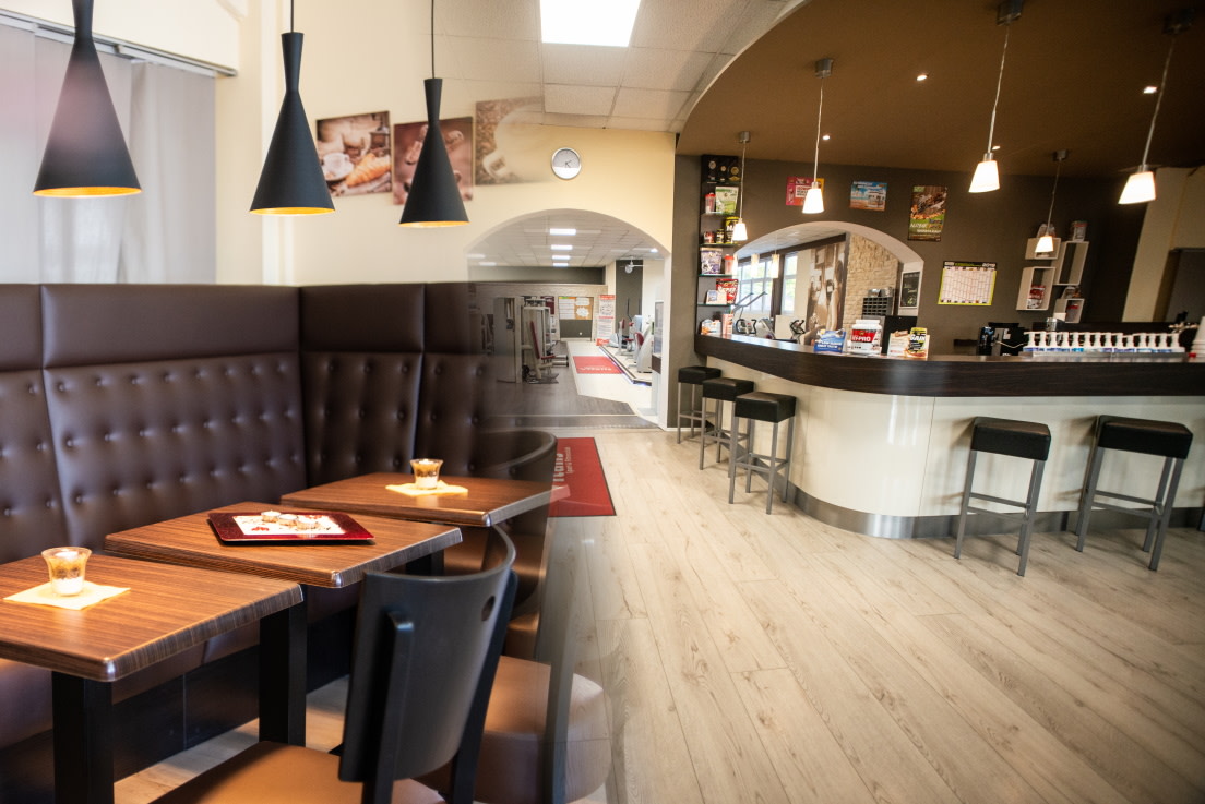 Café und Bar