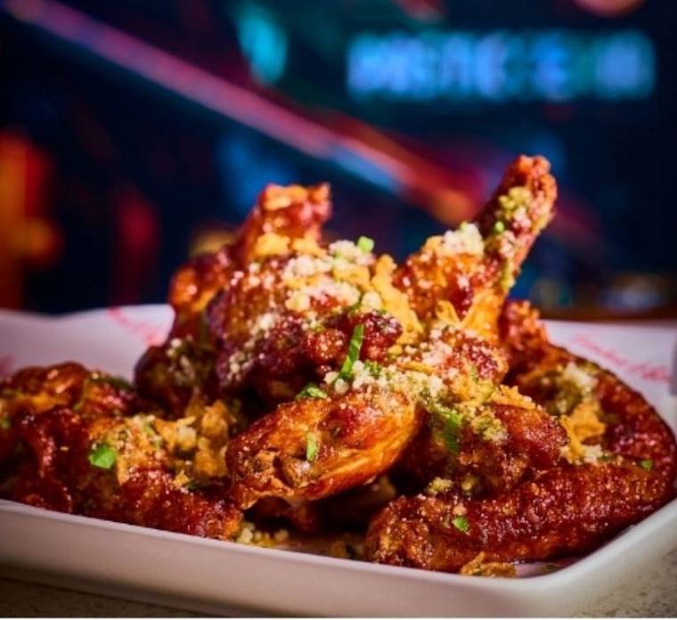fbs wings mob square fbs wings mob square