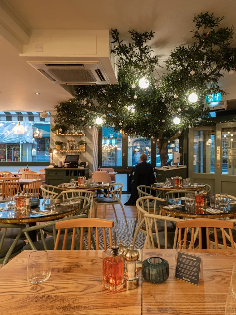 Bella Italia Oxford (Mobile) WEBP Bella Italia Oxford (Mobile) WEBP