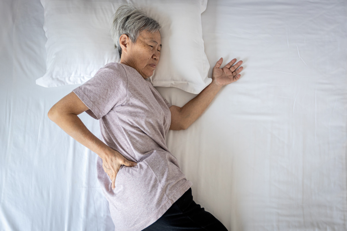 Hip Pain When Sleeping: Causes and Solutions for Relief – Hibermate