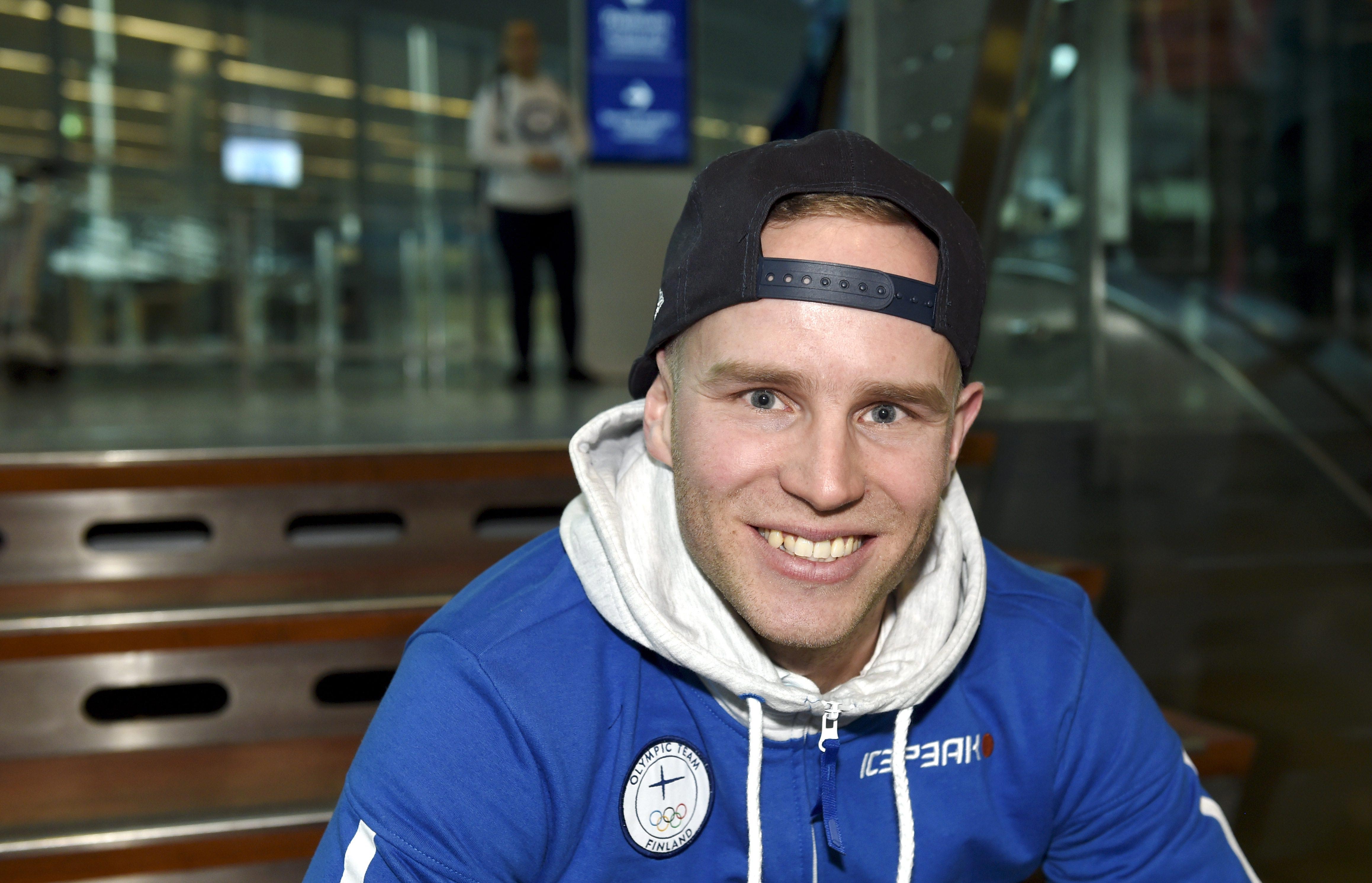 Entinen pikaluistelija Mika Poutala aloitti itse ohjatun harrastamisen 7-vuotiaana. (Kuva: Antti Aimo-Koivisto / Lehtikuva)