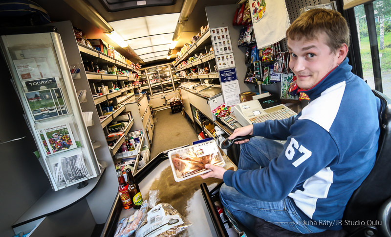 Ollin Myymäläauton valikoimaa