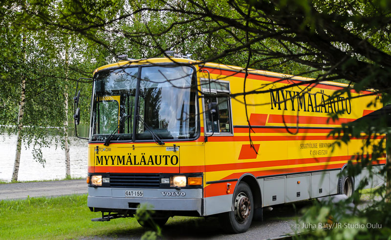 Vuonna 1992 valmistuneen myymäläauton mittarilukema lähenee miljoonaa