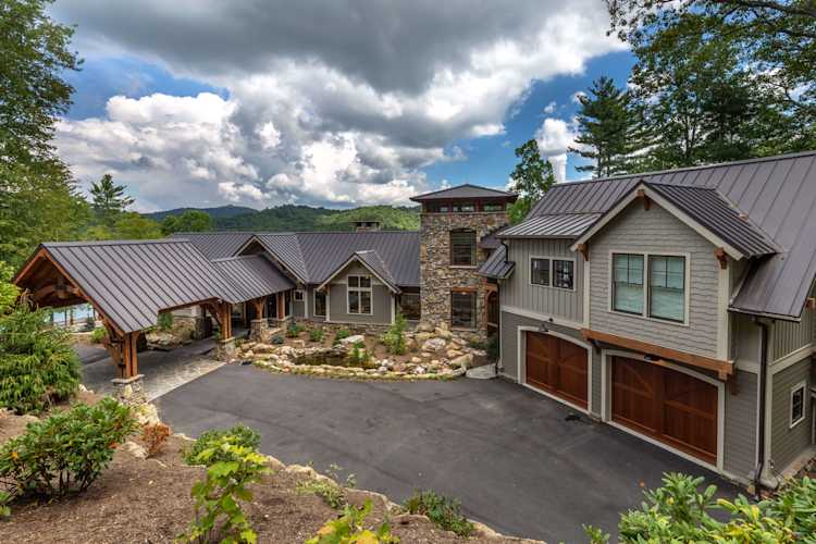 Front of the Gamble custom home on Lake Glenville.
