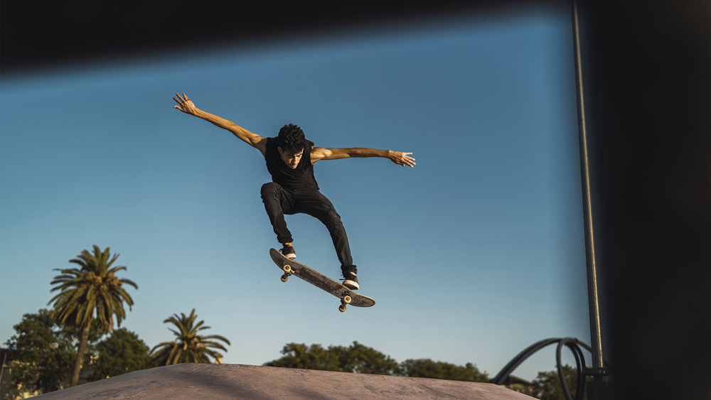 Capturing Dynamic and Authentic Skateboarding Photos