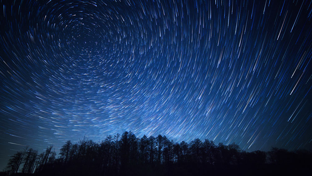 How to Photograph the Starry Night Sky: 7 Expert Tips