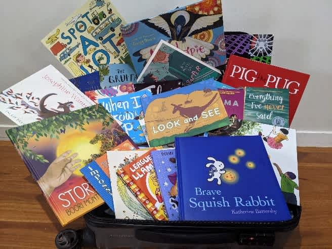 travelling suitcase 3