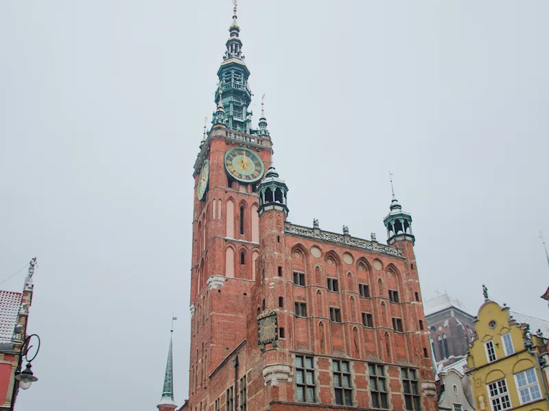 Długi-Targ-Gdansk-Poland-in-winter