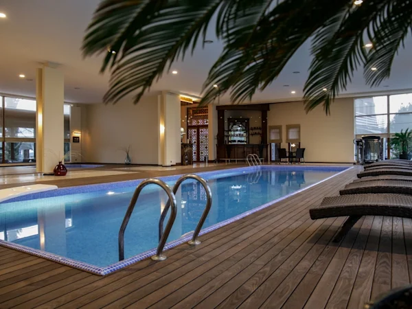 ambasadori-kachreti-pool