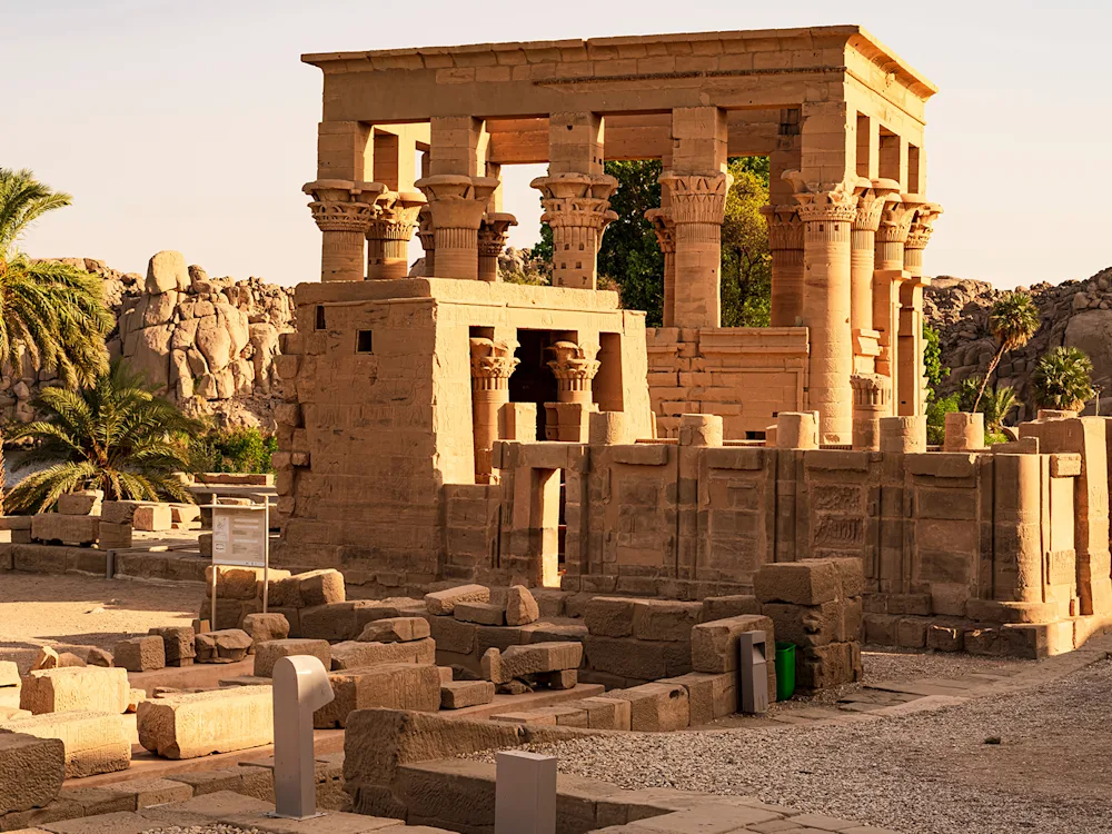 philae-temple-monument-aswan-egypt-swiper-hero-gallery