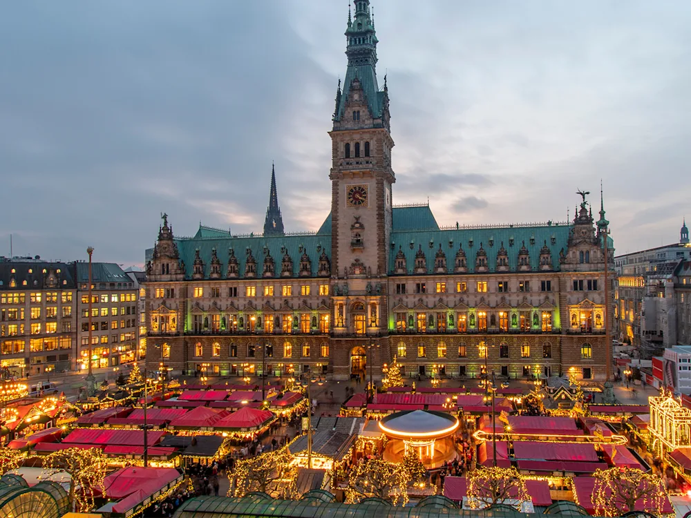 Hamburg-Christmas-market-swiper-hero-gallery