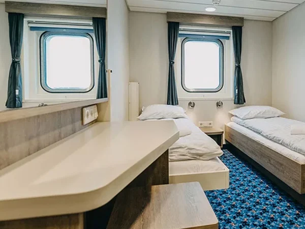 dfds-ferry-lithuania-to-sweden-cabin