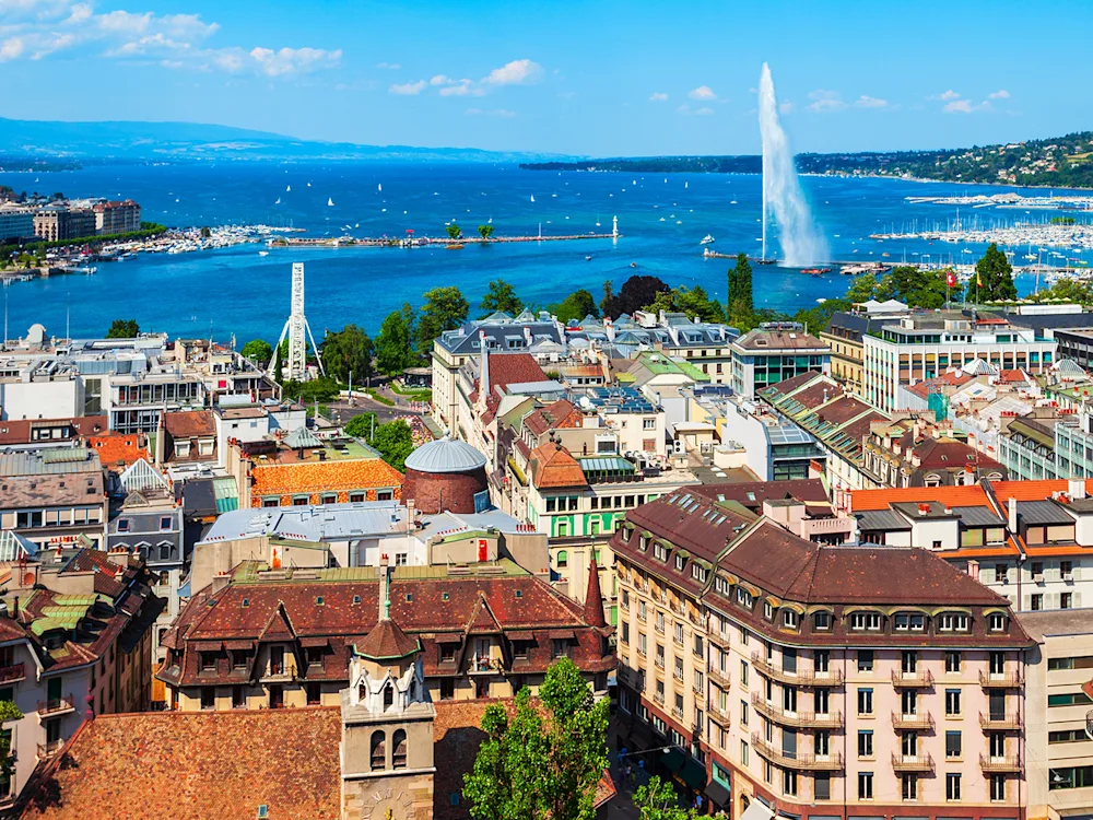 Geneva-lake-Switzerland-swiper-hero-gallery