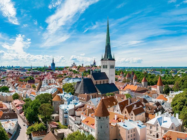 Tallinn-Estonia-city-swiper-hero-gallery
