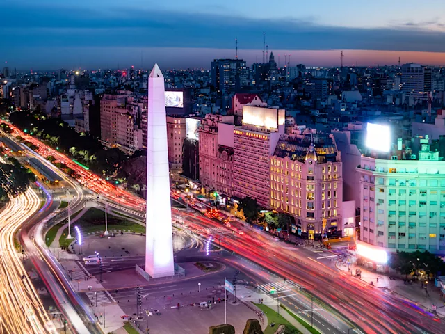 buenos-aires-argentina-night-view-swiper-hero-gallery