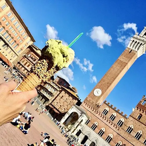 instagram-Siena-Italy-_russtyroams