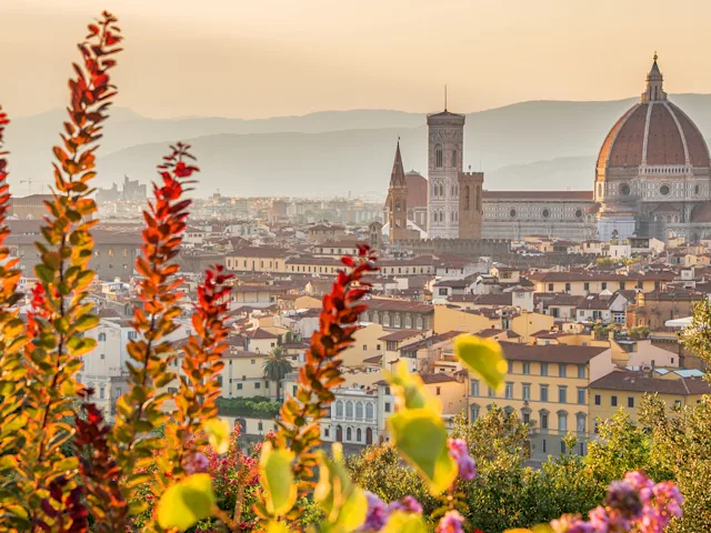 aerial-view-florence-basilica-santa-maria-del-fiore-tuscany-italy-swiper-hero-gallery
