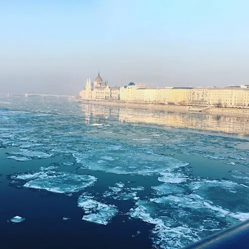 Budapest-Hungary-Christmas-Instagram-_kevsworldtravels