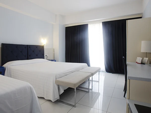 grand-hotel-salerno-room